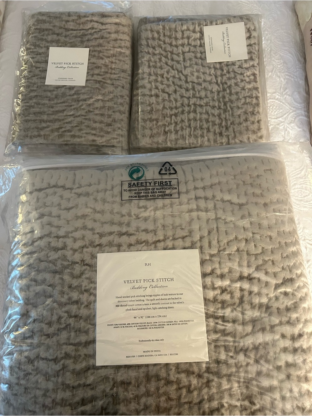 Restoration Hardware Velvet Pick Stitch Queen/Full Comforter Set in Champagne